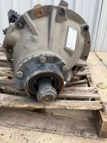 Eaton Spicer 23060SH Rear Differential Carrier 5.29 Ratio BLUEBIRD BUS