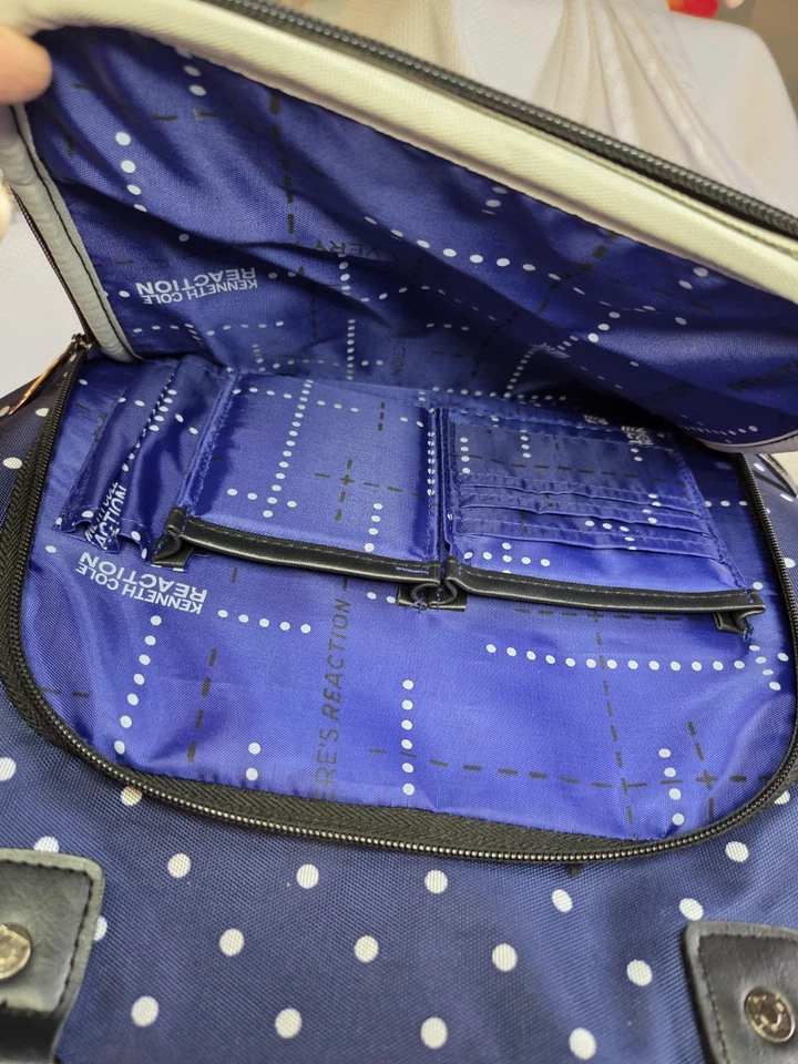 Bolso grande para computadora Kenneth Cole Reaction para mujer Foto 4 de 4