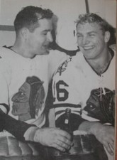 NHL HOCKEY PHOTO PRINT BOBBY HULL GLEN HALL DRINKING 7 UP LOCKER ROOM