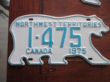 1975 NORTHWEST TERRITORIES CANADA POLAR BEAR LICENSE PLATE # 1 475 LOW NUMBER