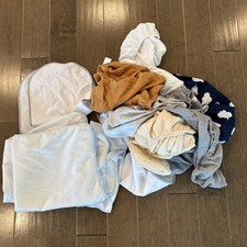 Lot Of Infant Baby Items - Towels/Bed Sheets Mixed Brands Clothing Bundle