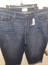 Lane Bryant Women's 18 Petite Capris. New