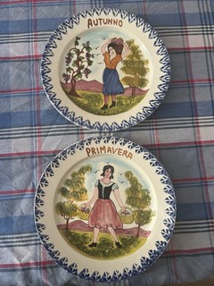 2 Piatti Bassano Autunno E Primavera Ceramica