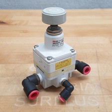 SMC IR2020-N02 Regulator, 150PSI Max - USED