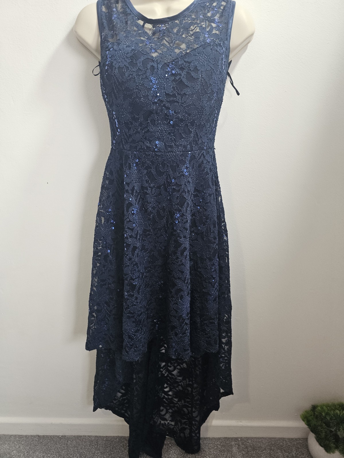 Picture 2 of 14