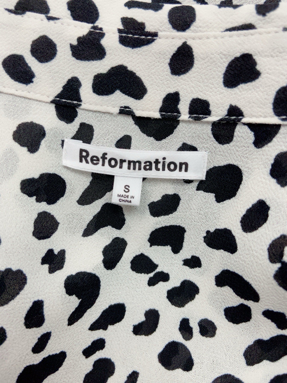 Reformation Snow Leopard hidden Buttoned Down Blo… - image 4