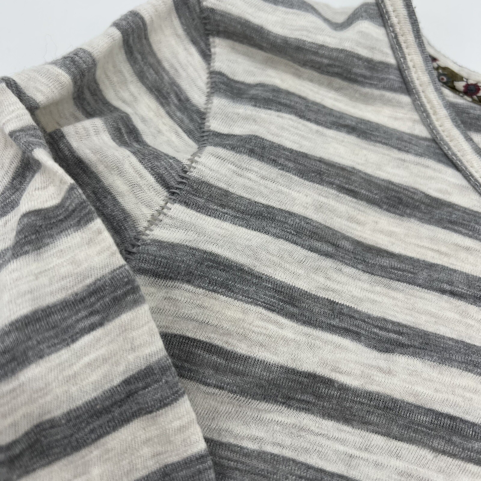 Anthropologie Postage Stamp Gray White Striped long s… Gem