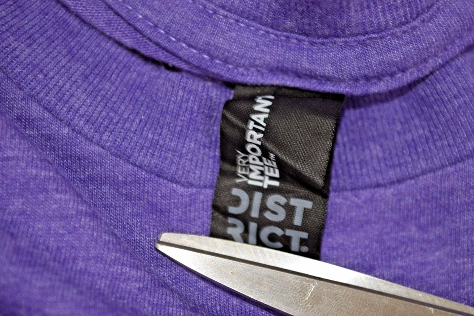 Camiseta De Colección District Talla S Años 2000 Lavanda Púrpura Starbucks Pride Foto 4 de 4