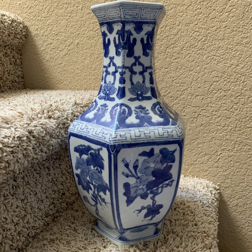 Antique Chinese Kangxi Period Blue and White Hexagonal Vase 14" Tall Free Ship - 第 1/6 張圖片