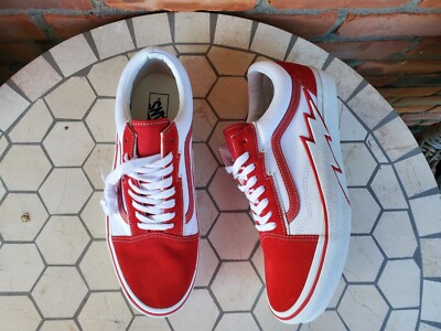 Men Size 10.5 VANS Old Skool Bolt Red VN0009Q56RT Rare  display picture 1