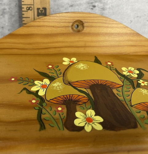 Vintage Mushrooms Wooden Box Handmade & Hand Painted 70's Cottage core - Picture 12 of 14