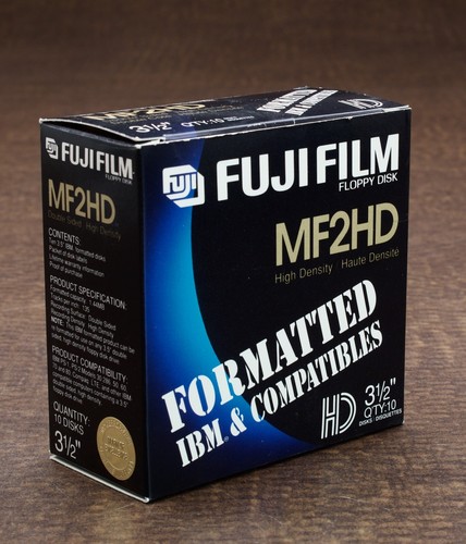 FujiFilm MF2HD 3.5" Floppy Diskette IBM Formatted 10 Diskettes - 第 1/3 張圖片