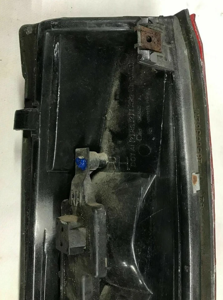 Conjunto de luces traseras Chevy, camioneta C/K, GMC, Suburban, Tahoe, Jimmy Yukon diestro Foto 4 de 4