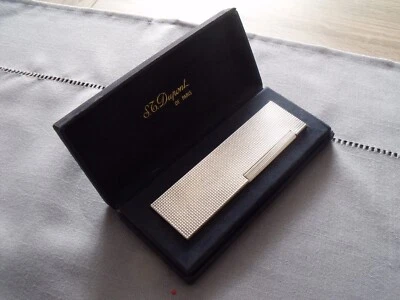 BRIQUET DE TABLE StDupont en argent plaqué. Très bon état car peu servi. - Photo 1/4