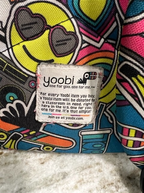 Yoobi Girls Backpack 3 Pockets And Water Bottle Holder on Sides