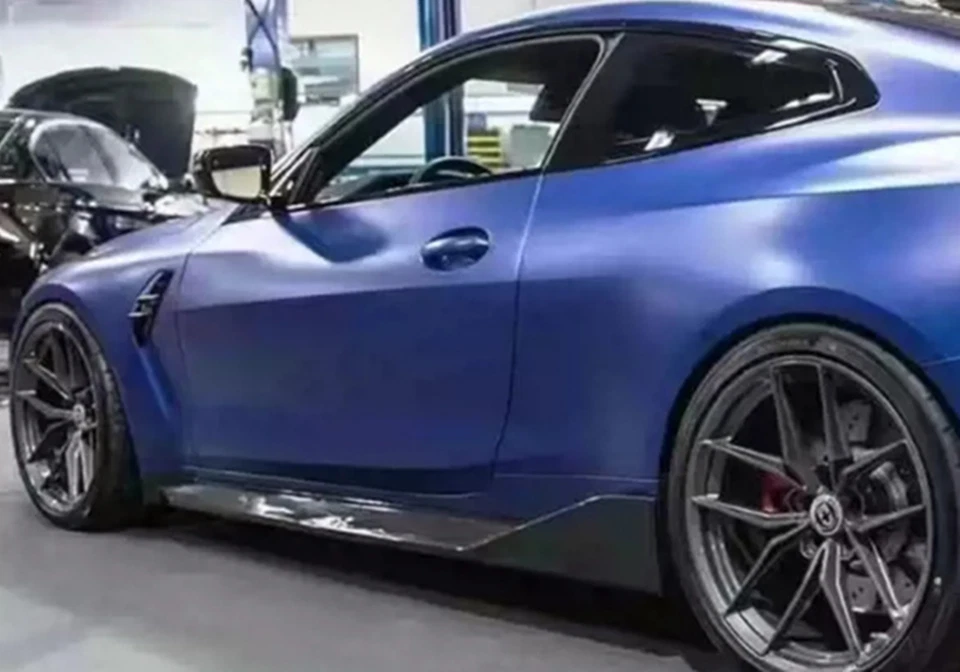 Cubierta de divisores laterales de faldón lateral estilo MP de fibra de carbono real para BMW M3M4 21-2024 Foto 2 de 4