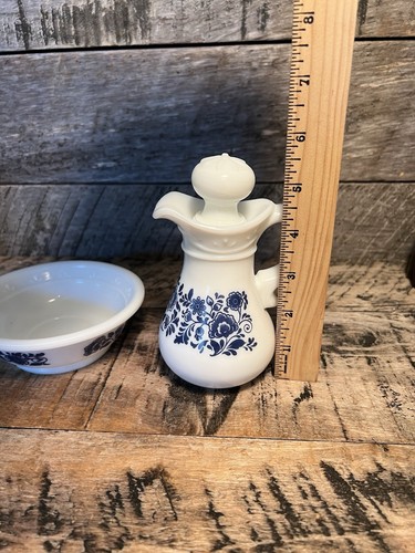 Avon Delft Blue Pitcher And Bowl Skin So Soft Bath Oil Vtg - Picture 10 of 10