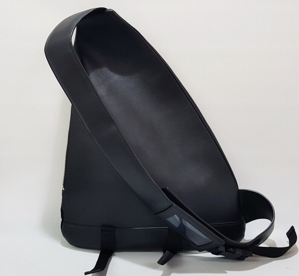 Givenchy Logo Patch One Shoulder Sling Bag 990372… - image 4