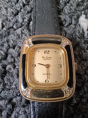 Women's Vintage , De-Coven Geneve , Mechanical Watch .  (Tested & Working)