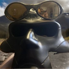 Oakleys Eye Jacket 1.0