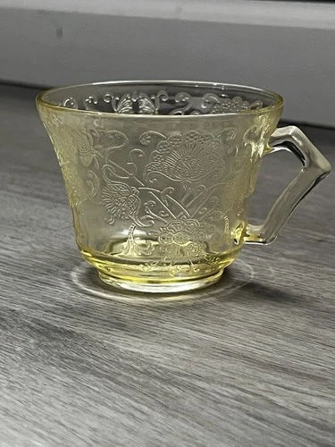 Yellow Depression Glass Cup Floral Etched Pattern With Handle (does not glow)