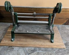 W.H. Horn Leather Splitter With Custom Case! Top Quality  Leather Skiver 10"