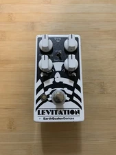 EarthQuaker Devices Levitation Reverb V1 Guitar Pedal