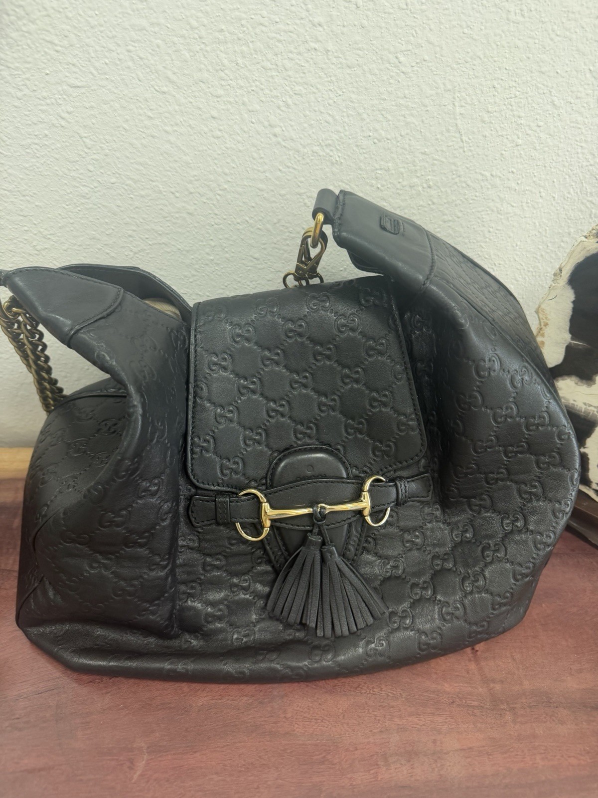 Gucci Black GG Embossed Shoulder Bag Gold Chain Strap Tassel Designer thumbnail 2