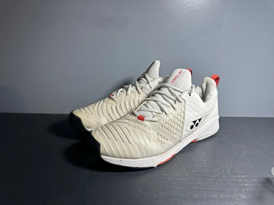 Cojín eléctrico para todas las canchas de tenis Yonex SONICAGE talla 11,5 para hombre blanco rojo Foto 2 de 4