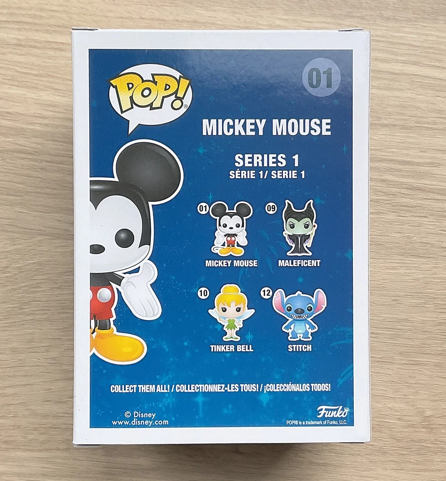 Funko Pop Disney Mickey Mouse Gold Glitter #01 + Free Protector - Image 3 of 4