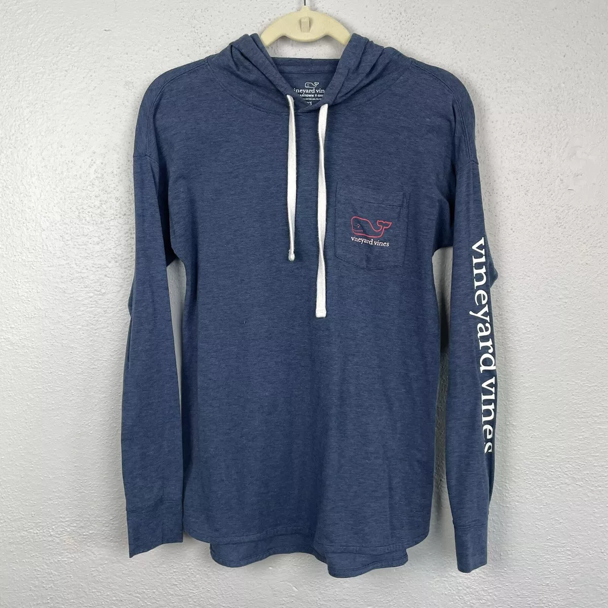 Vineyard vines hooded clearance t shirt