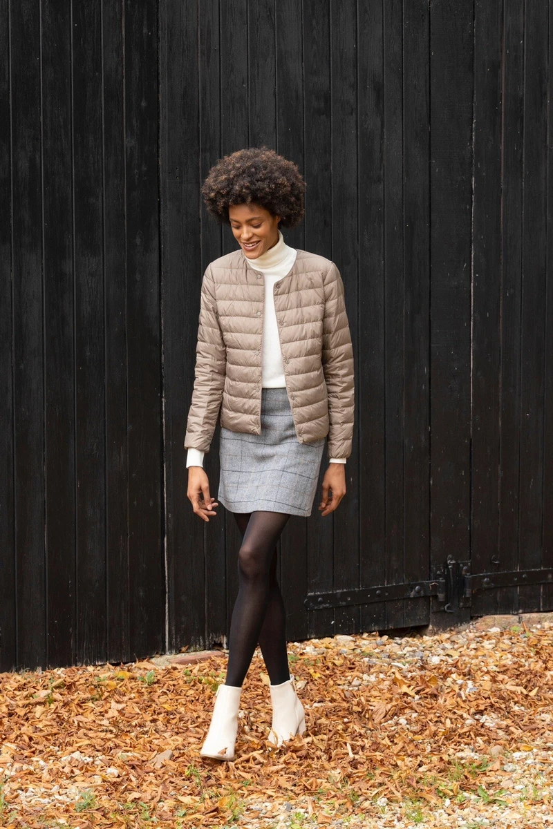 Uniqlo women ultra light down compact jacket size XS Beige Zip