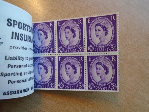 X2 October 1961 Elizabeth II 10/- Stitched Booklet - Picture 6 of 11