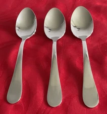 Utica 18/8 stainless Windsor lot of 3 teaspoons 6" NM polished