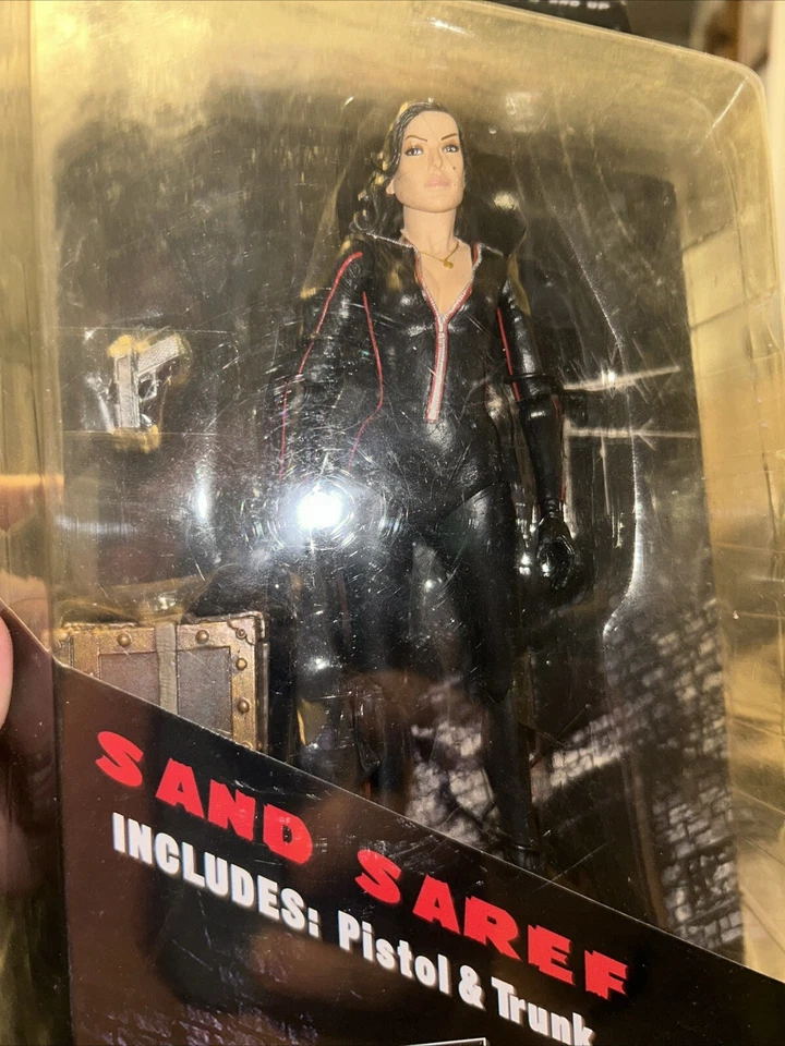 Boneco de ação novo em folha The Spirit Sand Seref filme com baú - Imagem 4 de 4