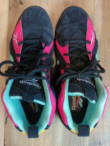Mens Reebok Sz 11 Kamikaze II H01316 CLASSIC Black Persuit Pink Semi-Pixel Mint - Picture 8 of 13