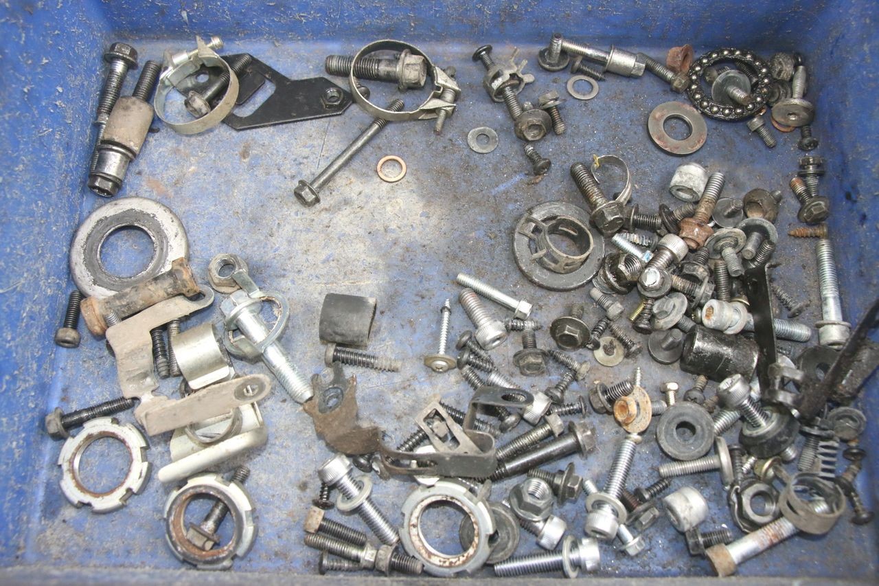 SCREW FASTENER BAG - YAMAHA NEO'S 4T 50 (2008 - 2016)