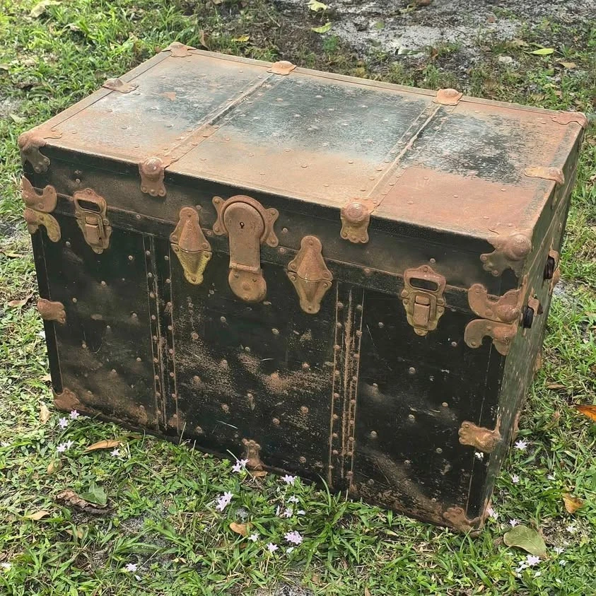 Eagle Lock Company Trunk In Antique Chests & Trunks (1900-1950