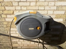 Hozelock 40m Auto Reel Retractable Hose System Wall Mounted.