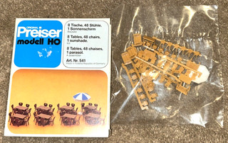 Original Preiser Art Be.541 HO 8 Tables & 48 Chairs Good Condition in Box