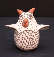 ATQ Zuni Pueblo GENE LANG Owl Pottery Native American Statue Sculpture Figure