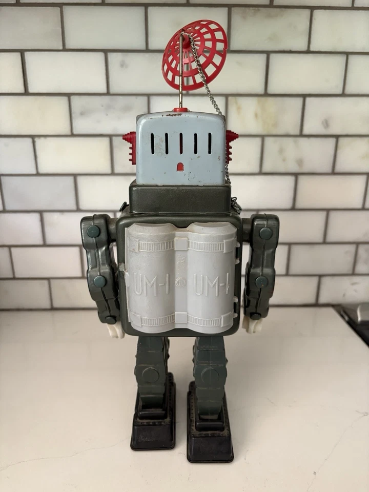 1960s Japanese Alps (Shoji) Television Spacemen Tin Robot - Image 3 of 4