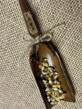 PRIMITIVE REPURPOSED FARMHOUSE KITCHEN DECOR FARM GRAIN CORN SCOOP 3D MAGNET
