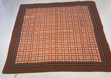 Vtg Geometric scarf 100 poly made in Italy measures about 25 X 25