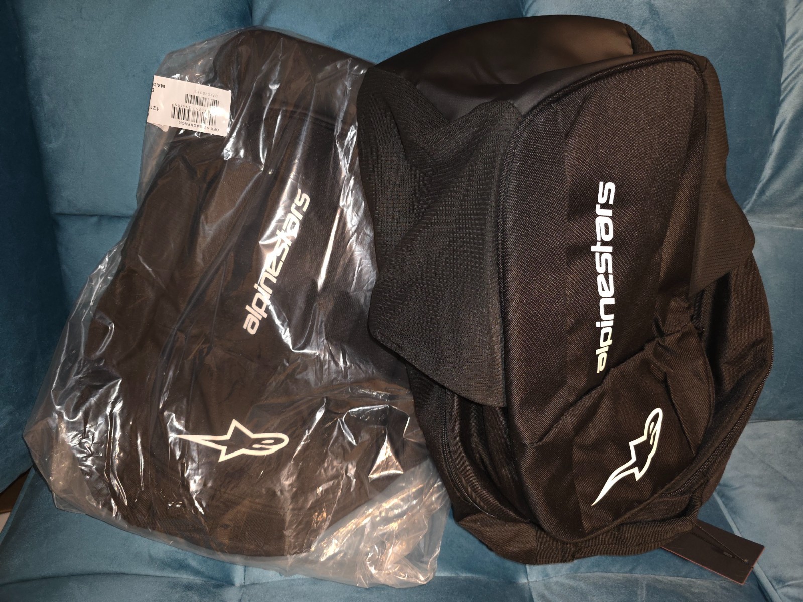 NEW! Alpinestars GFX V2 Backpack - Black w/ Red Interior  NWT