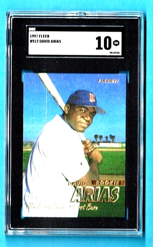 David Ortiz (David Arias) Rookie 1997 Fleer #512 Twins RC SGC 10 Gem Mint SL64