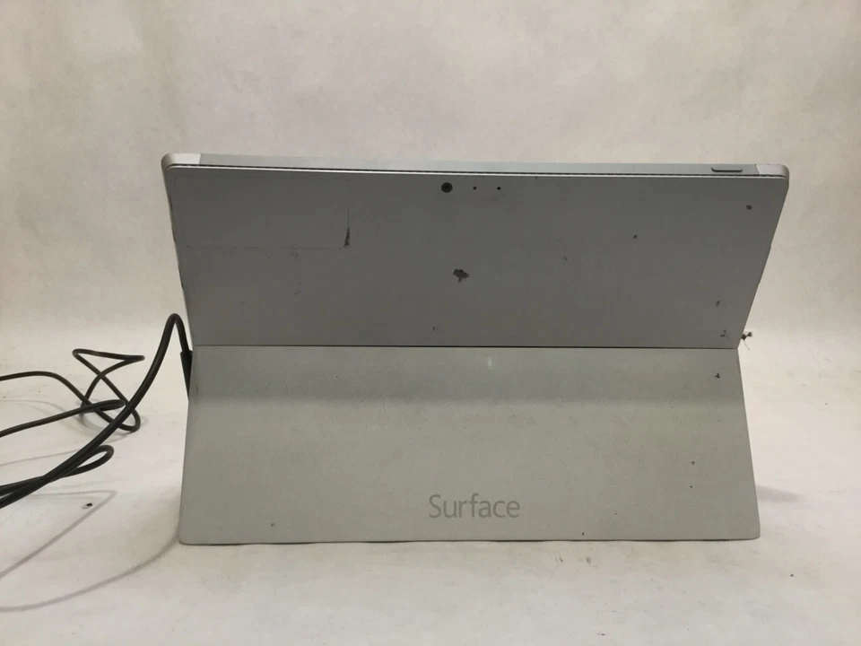Microsoft Surface 64GB Intel Core i3 4GB RAM -Bad Touch/Cracked Screen -MR - Image 2 of 4
