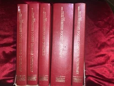The New International Webster's Pocket Dictionary of the English Language 5 Book