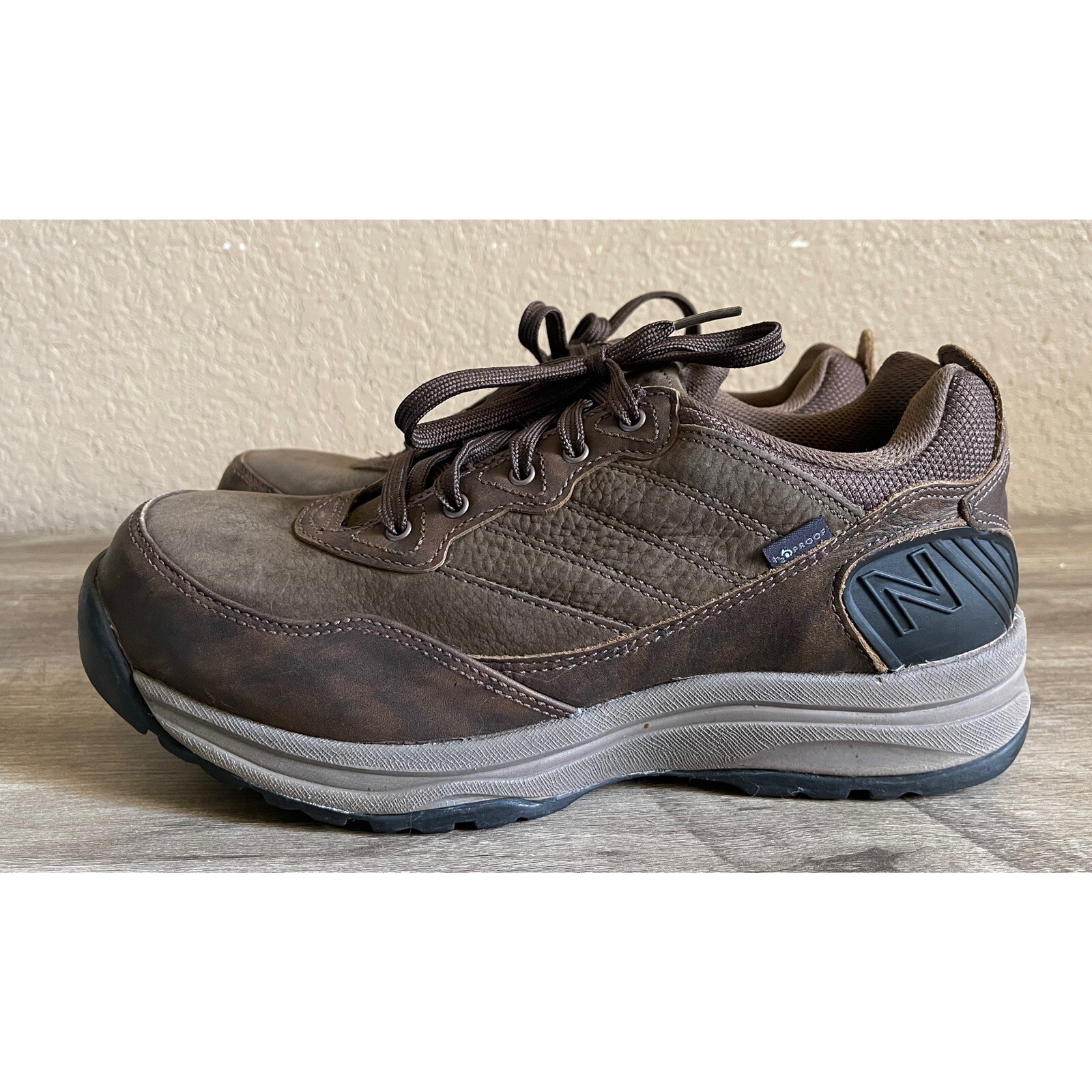 New Balance 968 Leather Hiking Shoes Womens Size 10 Gem