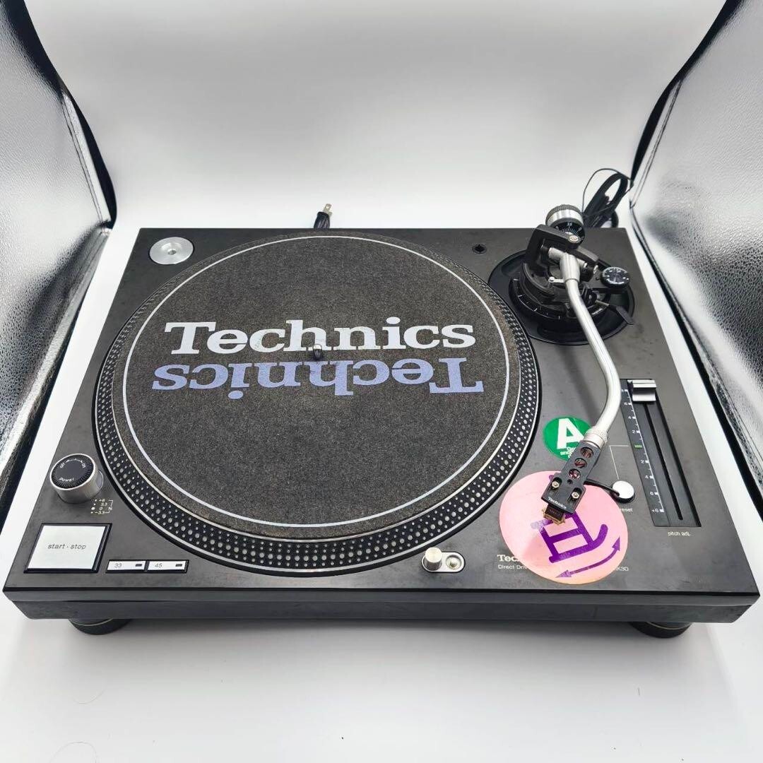working Technics SL-1200MK3D Black color Analog DJ Turntable with